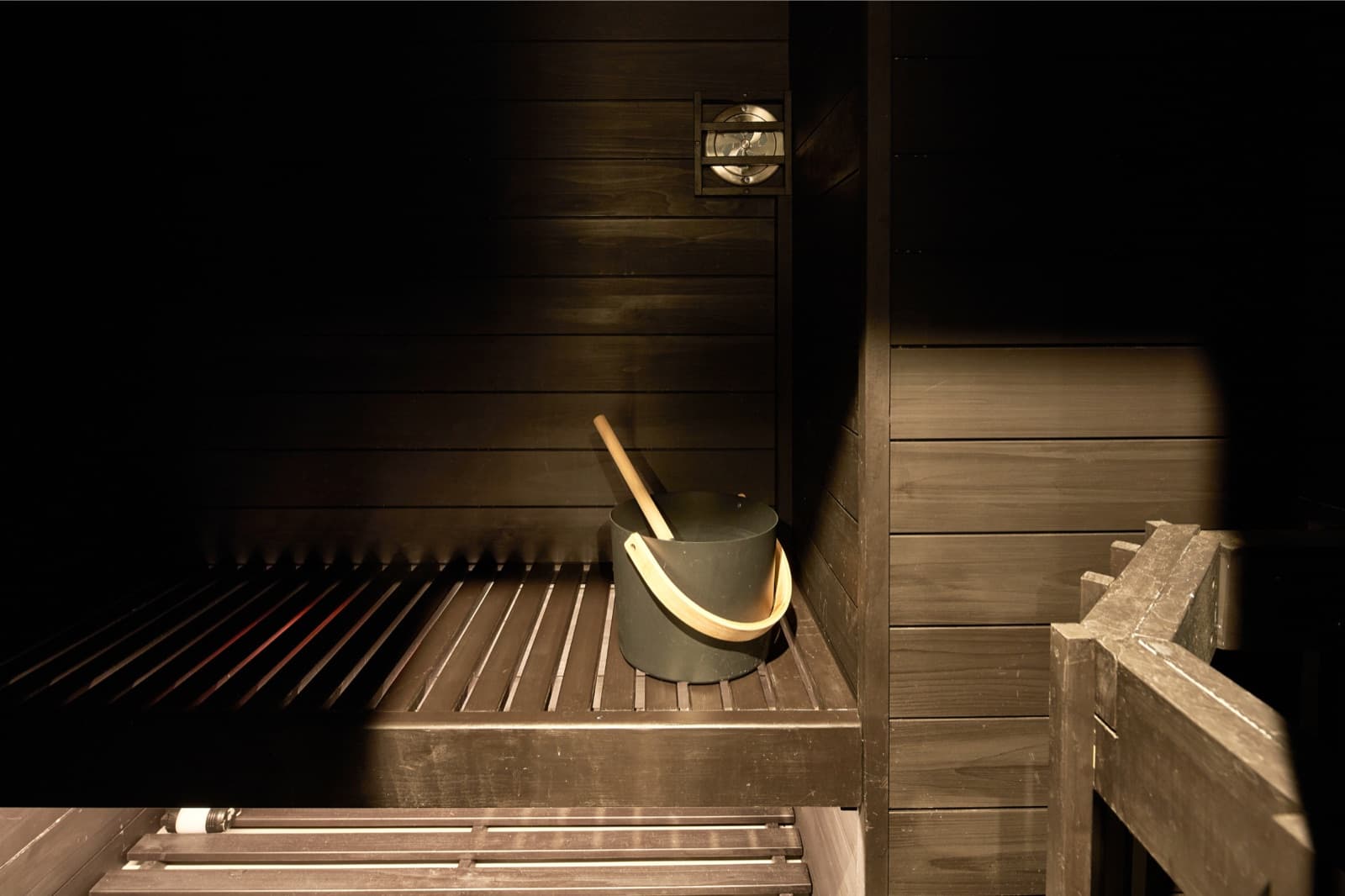 PRIVATE SAUNA 脈 MYAKU Lite のサウナ室